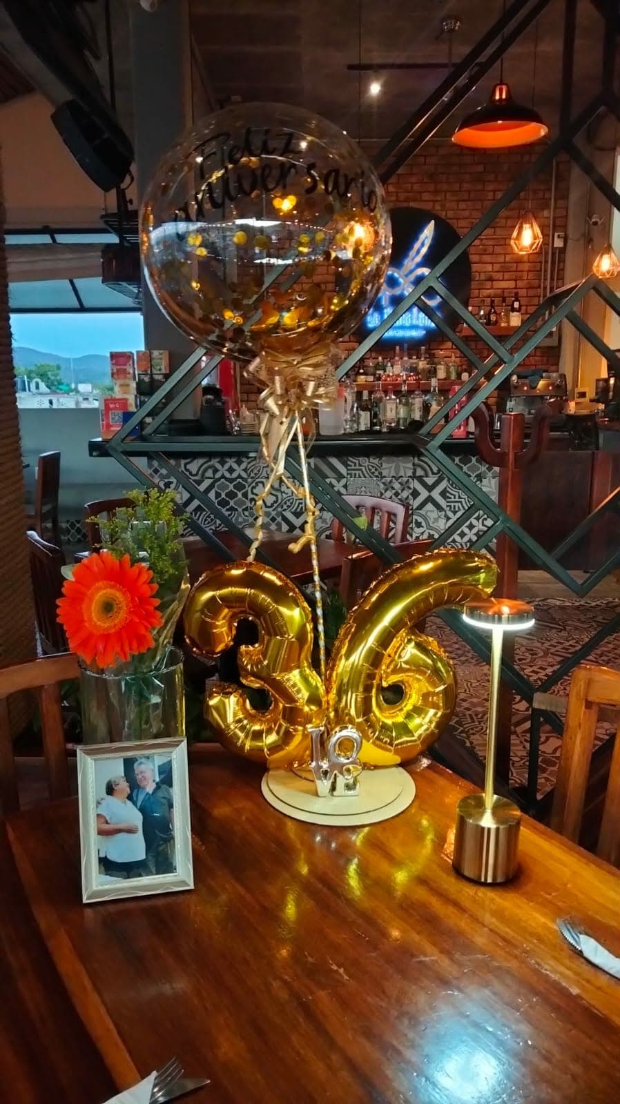 Adorno de mesa principal